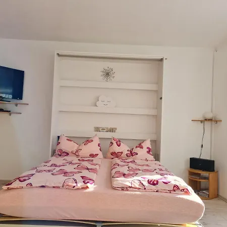 Haus Enere Au Antonia Und Milan Тодтмос
